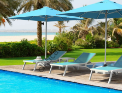 CLK 2,5x2,5 mt Q50 Mega Şemsiye Bahçe Cafe Havuz Otel Plaj Şemsiyeleri Saks Mavi - Metal Hareketli Ayak 4 Mermerli (60x60cm 80 kg)