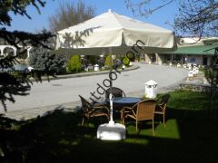 CLK 2,5 mt Mega Yuvarlak Şemsiye Q50 Bahçe Cafe Otel Plaj Havuz Şemsiyeleri Turuncu - Metal Hareketli Ayak 4 Mermerli (60x60cm 80 kg)